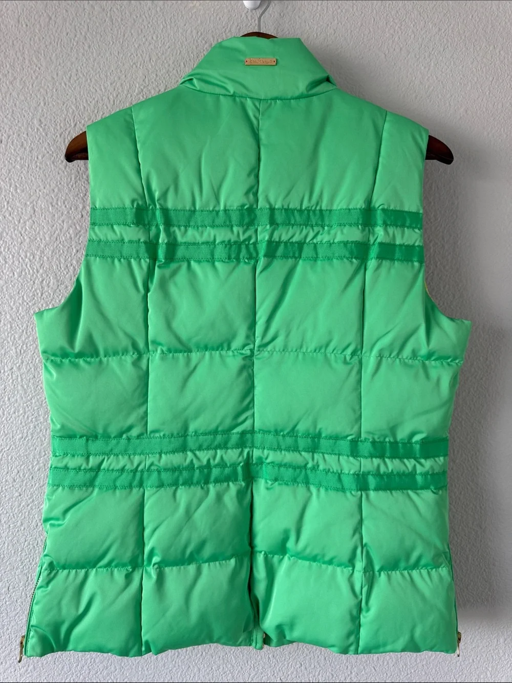 Lilly Pulitzer Kate green floral puffer vest large - Picture 3 of 14